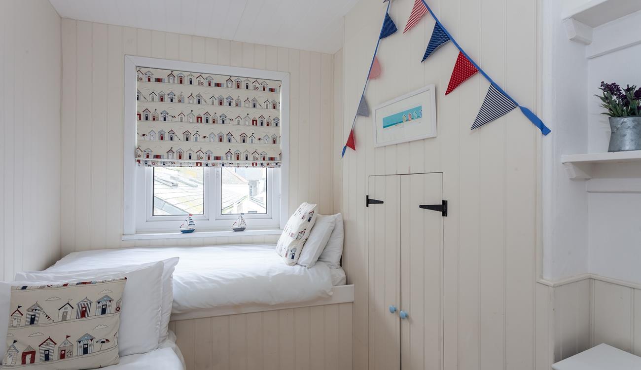 The kids will be exhausted from their days spent on the beach, put them to bed and enjoy a glass of wine on the balcony.