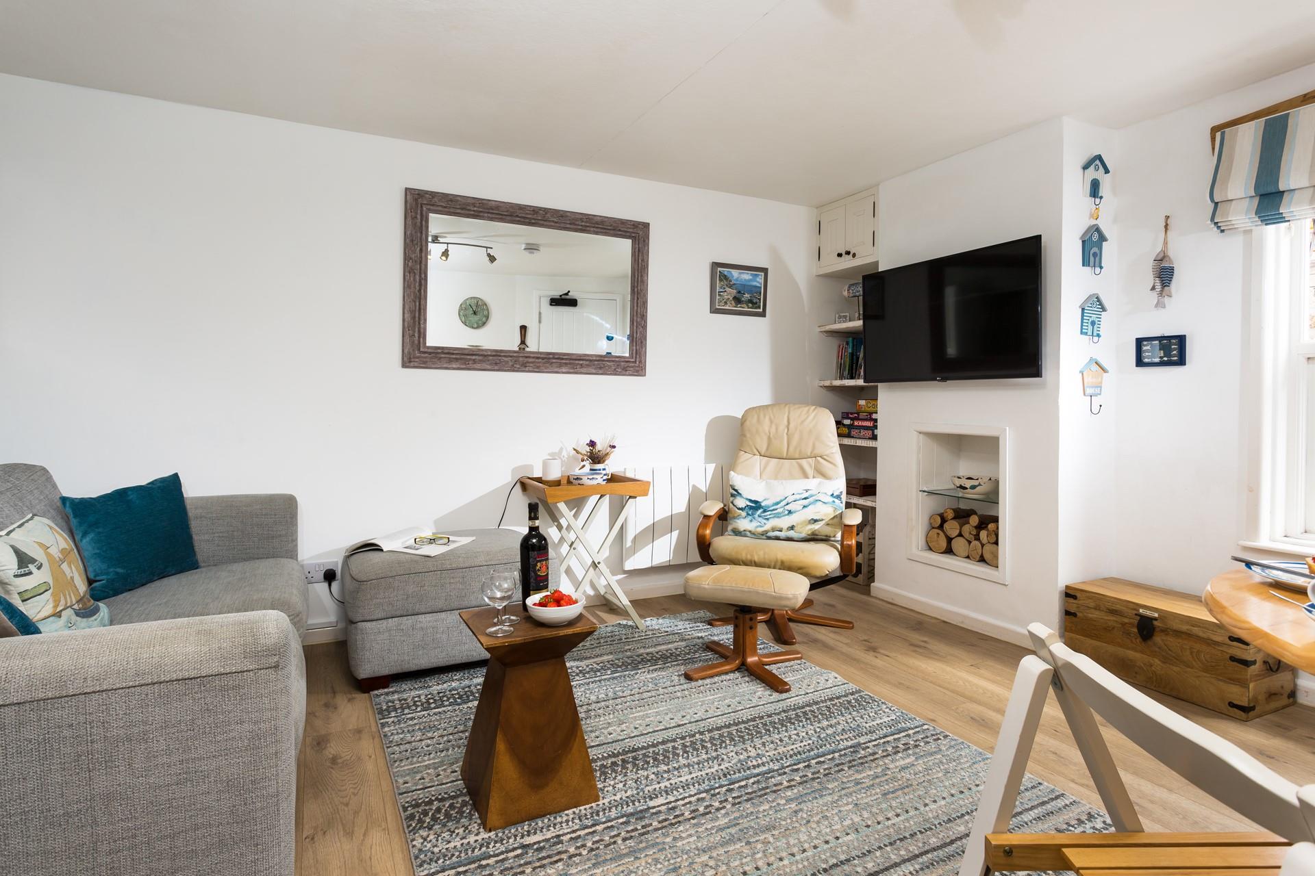 A wall-mounted Smart TV with access to Netflix ensures guests will be spoilt for choice when it comes to movie night! 