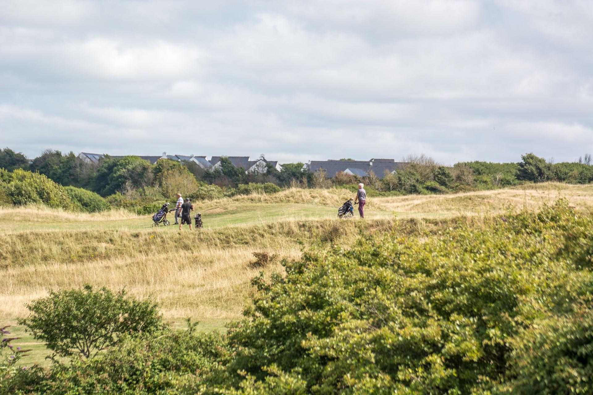 Take a walk to Summerleaze Beach, just a short walk from the apartment.