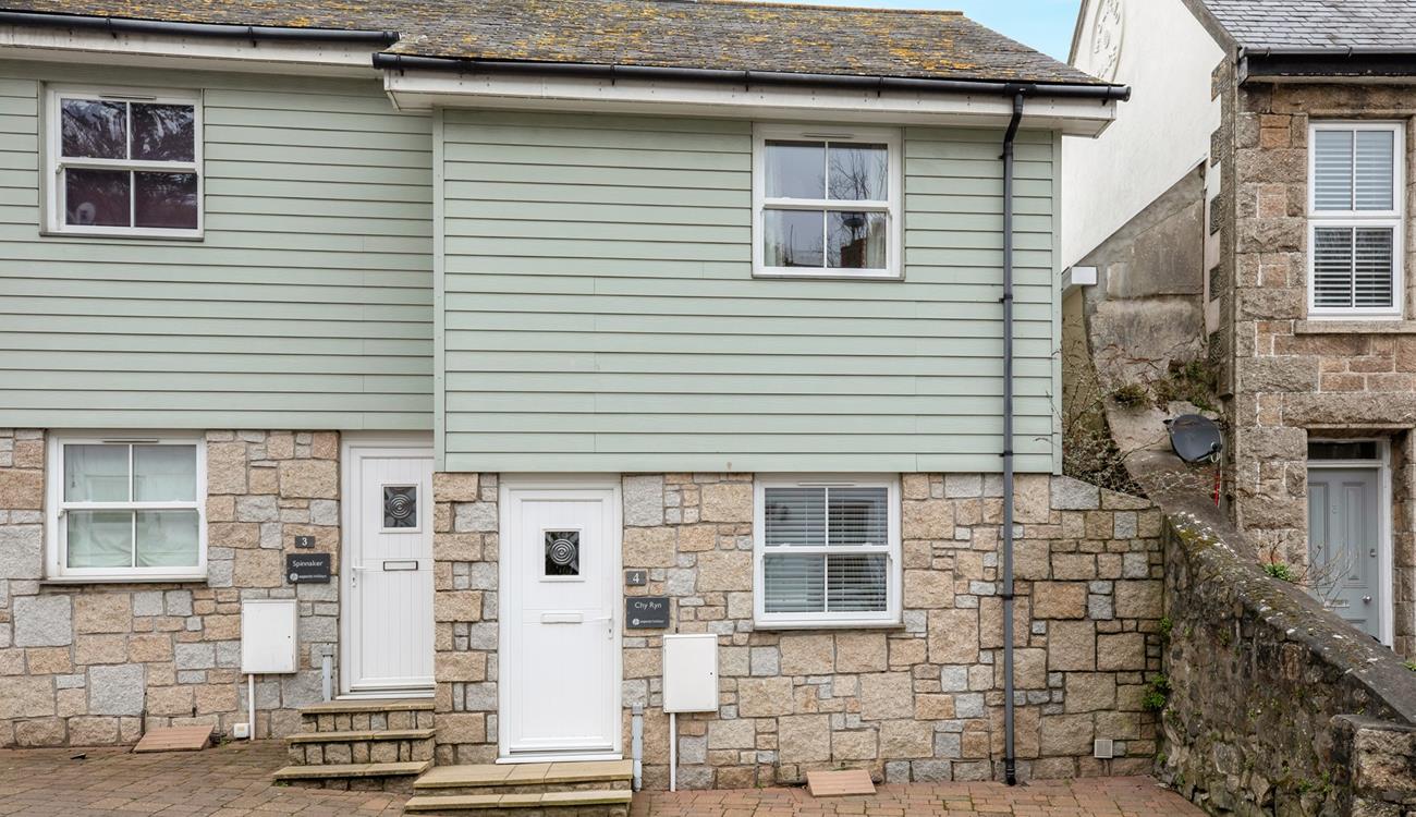 A quaint cottage, Chy Ryn is perfect for a family holiday in St Ives.