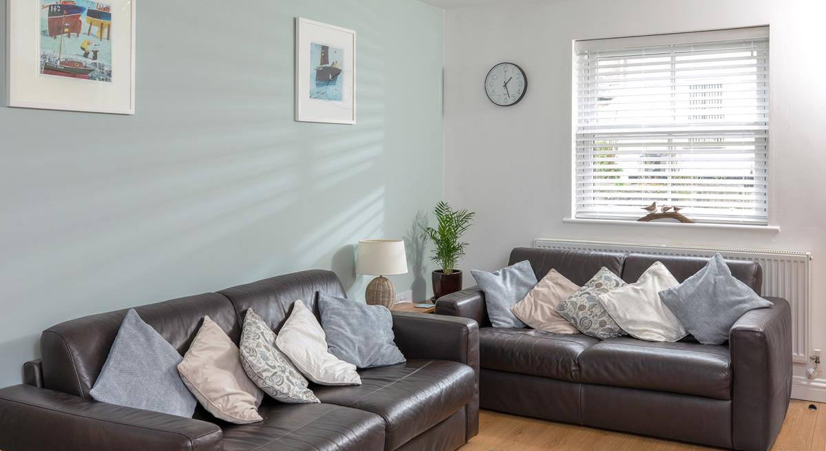 Relax in the cosy lounge after spending days exploring St Ives.