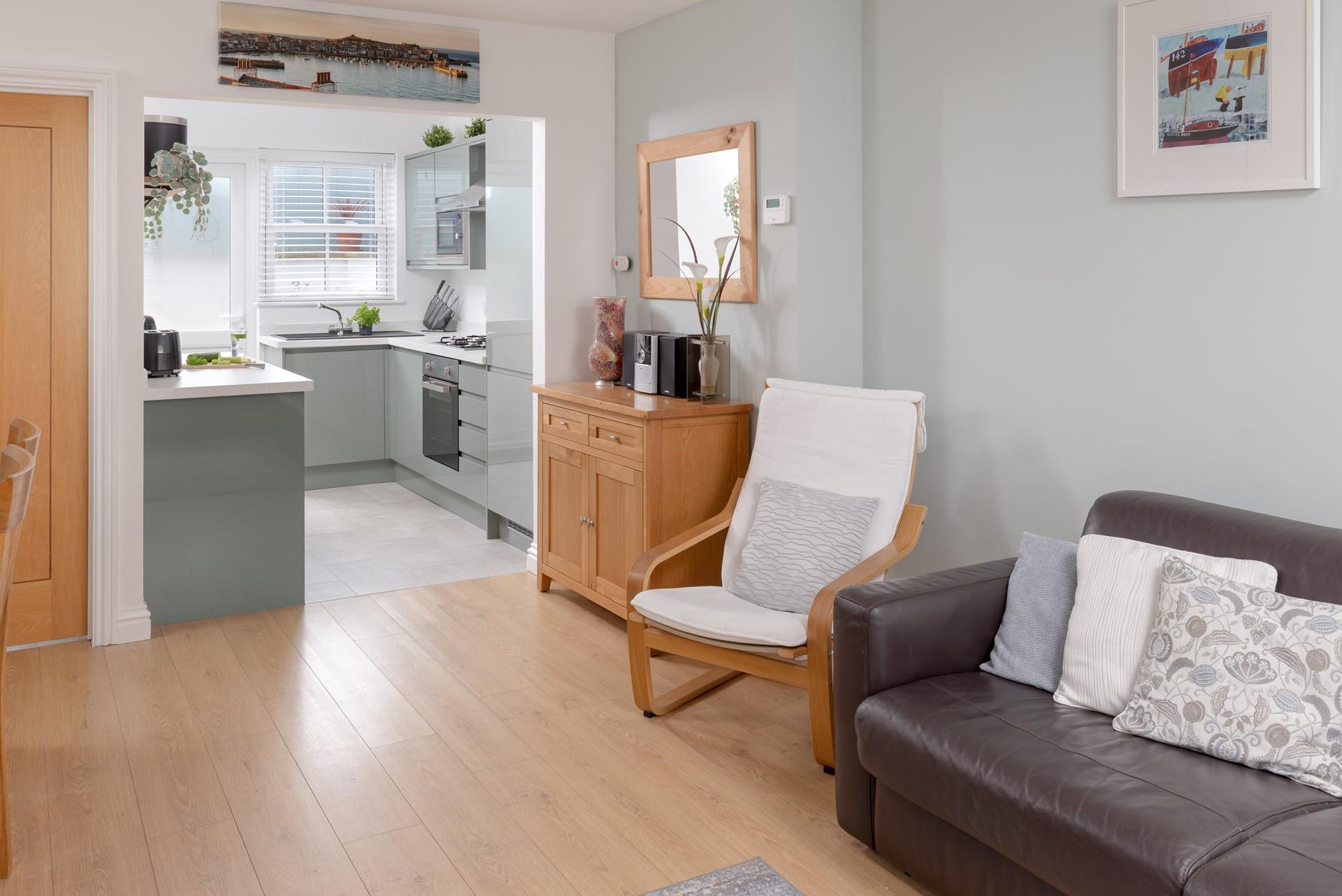 Light and spacious, Chy Ryn has a lovely coastal feel.