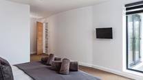 Bedroom 4 also has an en suite so you won't be queuing to get ready each morning.