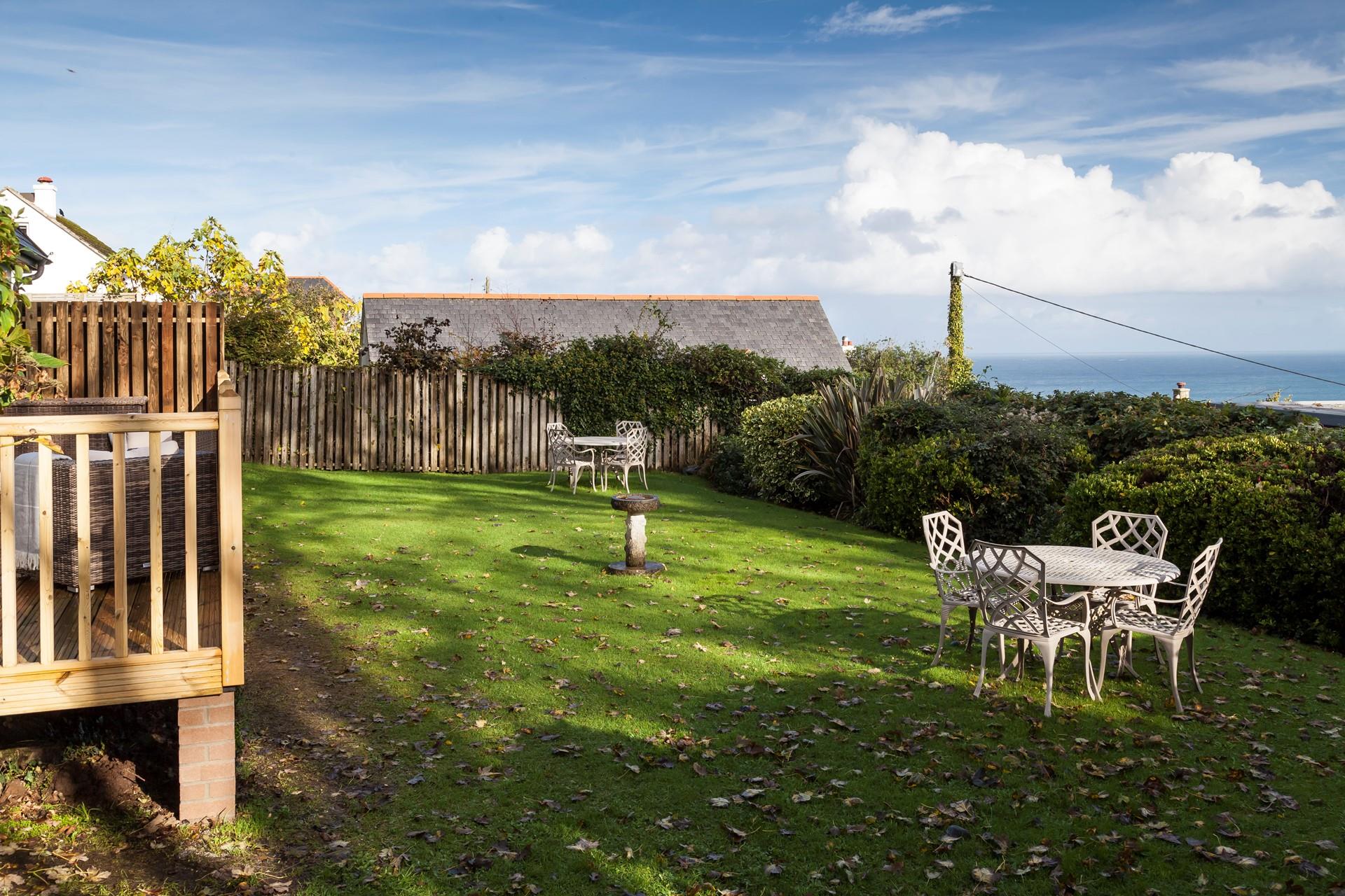 Be mesmerized by the dreamy Cornish seascape. 