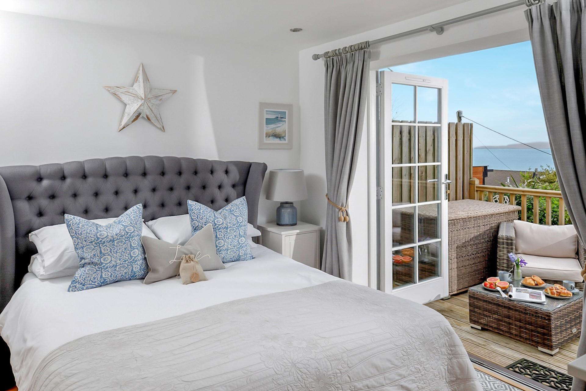 Imagine waking up each morning of your holiday to the far-reaching views across Carbis Bay