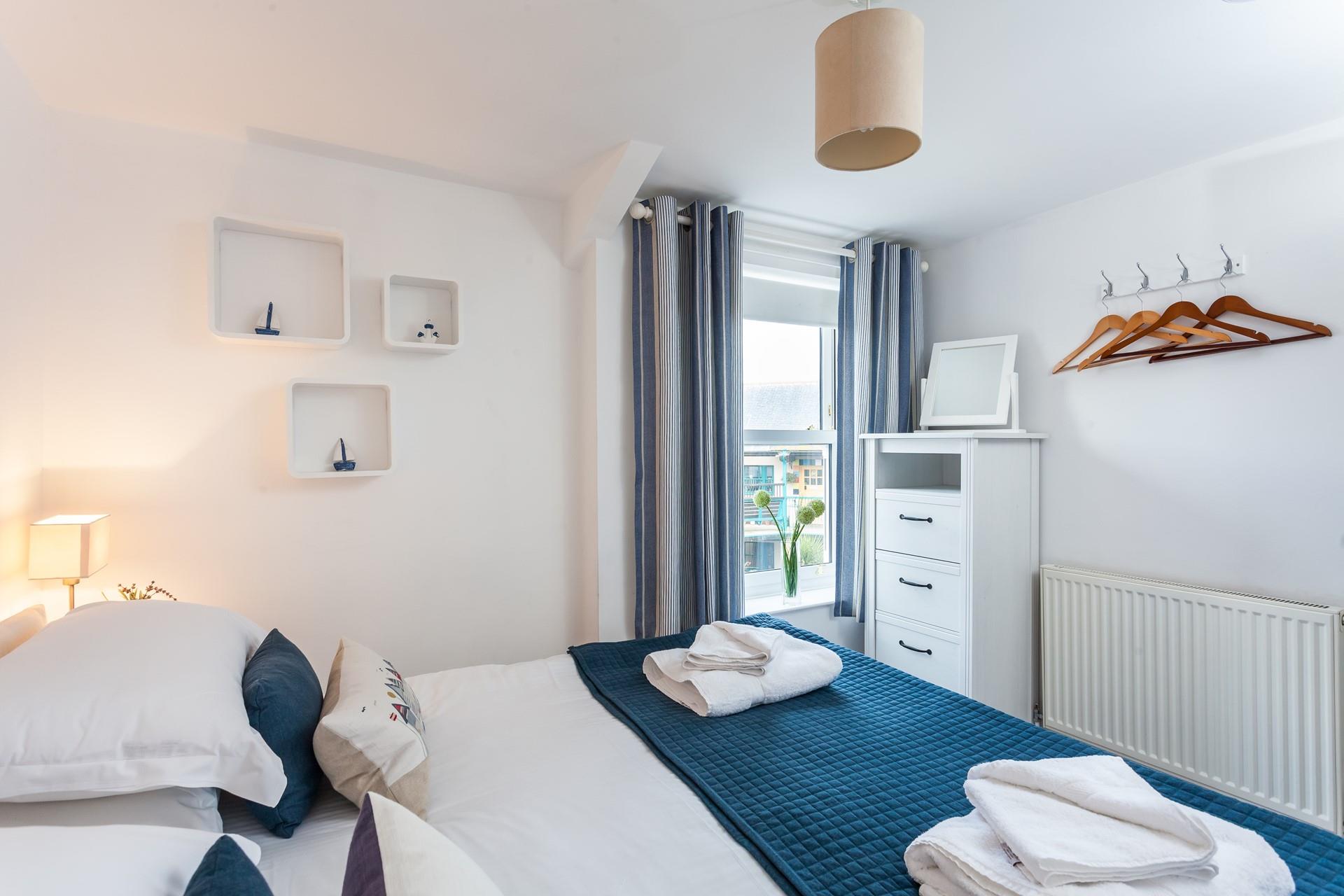 Wake up, throw open the curtains and let the Cornish sunshine into the room!