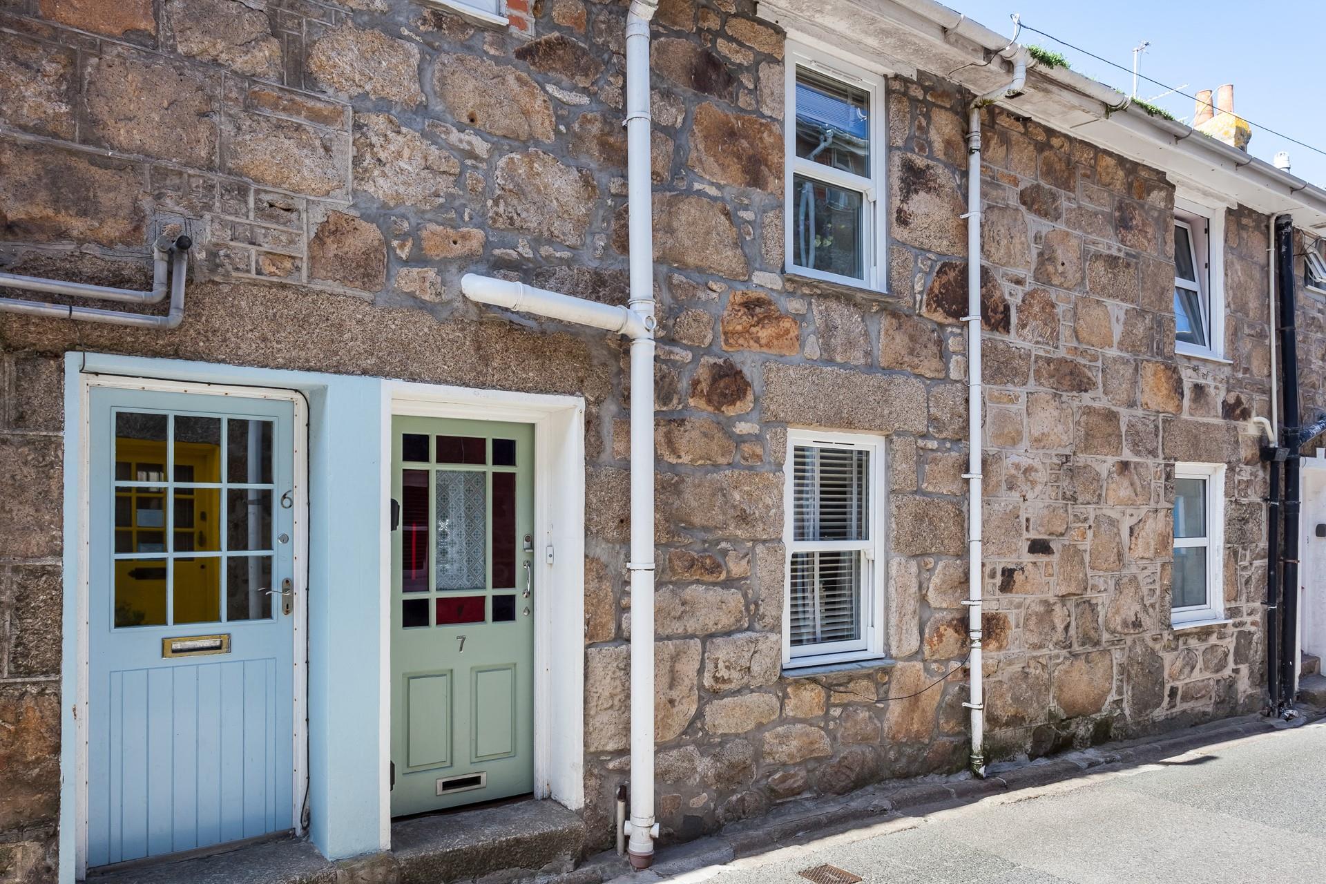 Gwydn Cottage even welcomes dogs, so your four-legged friend won't have to be left behind! 