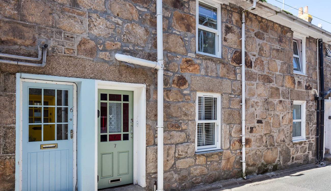 Gwydn Cottage even welcomes dogs, so your four-legged friend won't have to be left behind! 