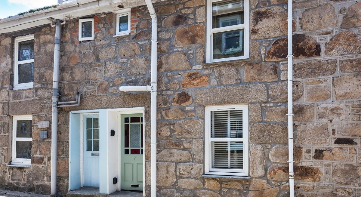 The cottage is bursting with character and is ideally positioned to explore St Ives.