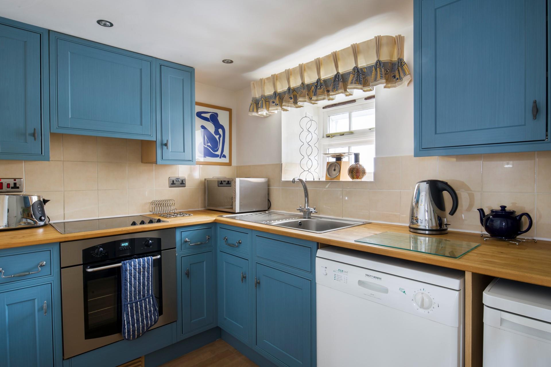 Cook up family meals in the kitchen to enjoy together in the evenings.