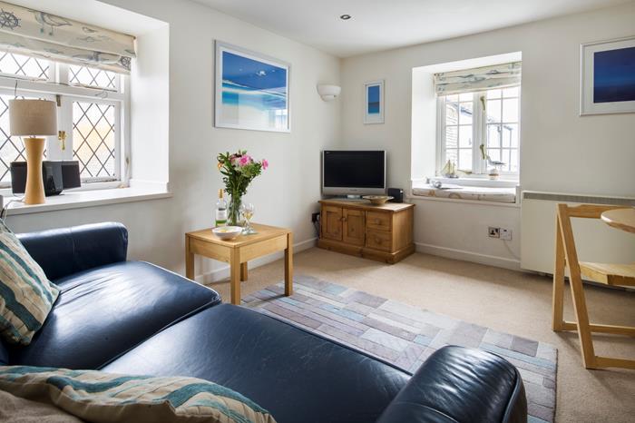 4 Mariners, Sleeps 4 in Downalong