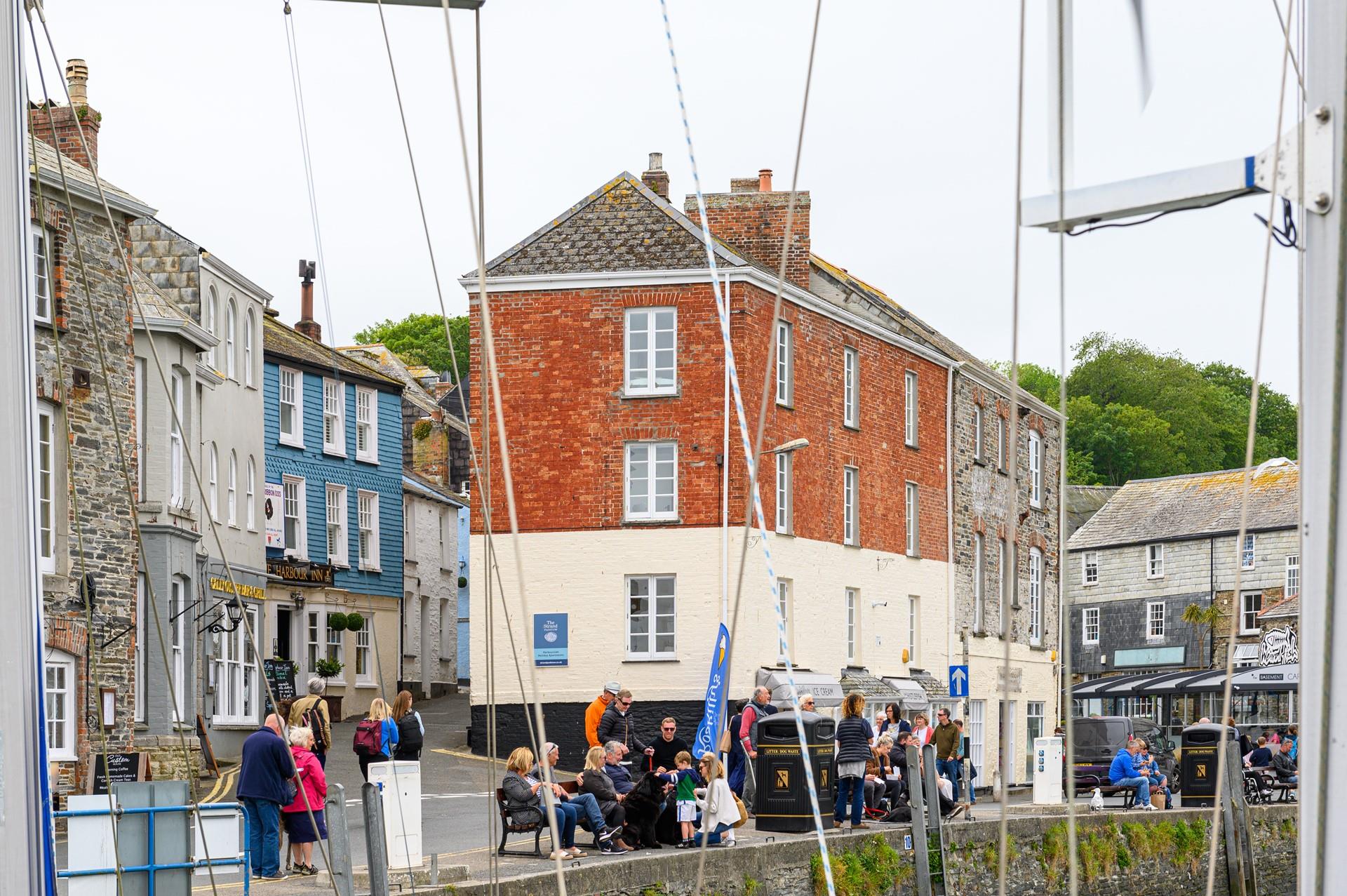 Apartment 1, The Strand, Padstow Aspects Holidays