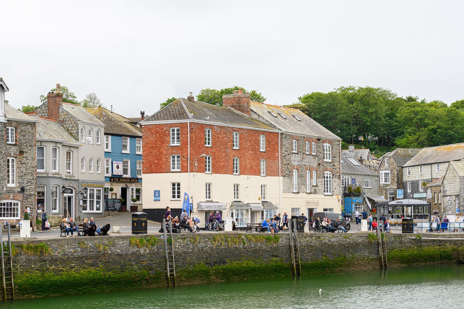 Apartment 1, The Strand, Padstow Aspects Holidays