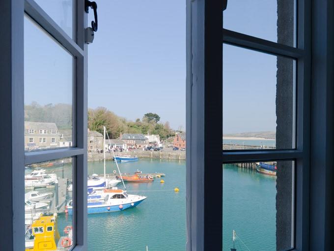 Apartment 2, The Strand, Padstow Aspects Holidays