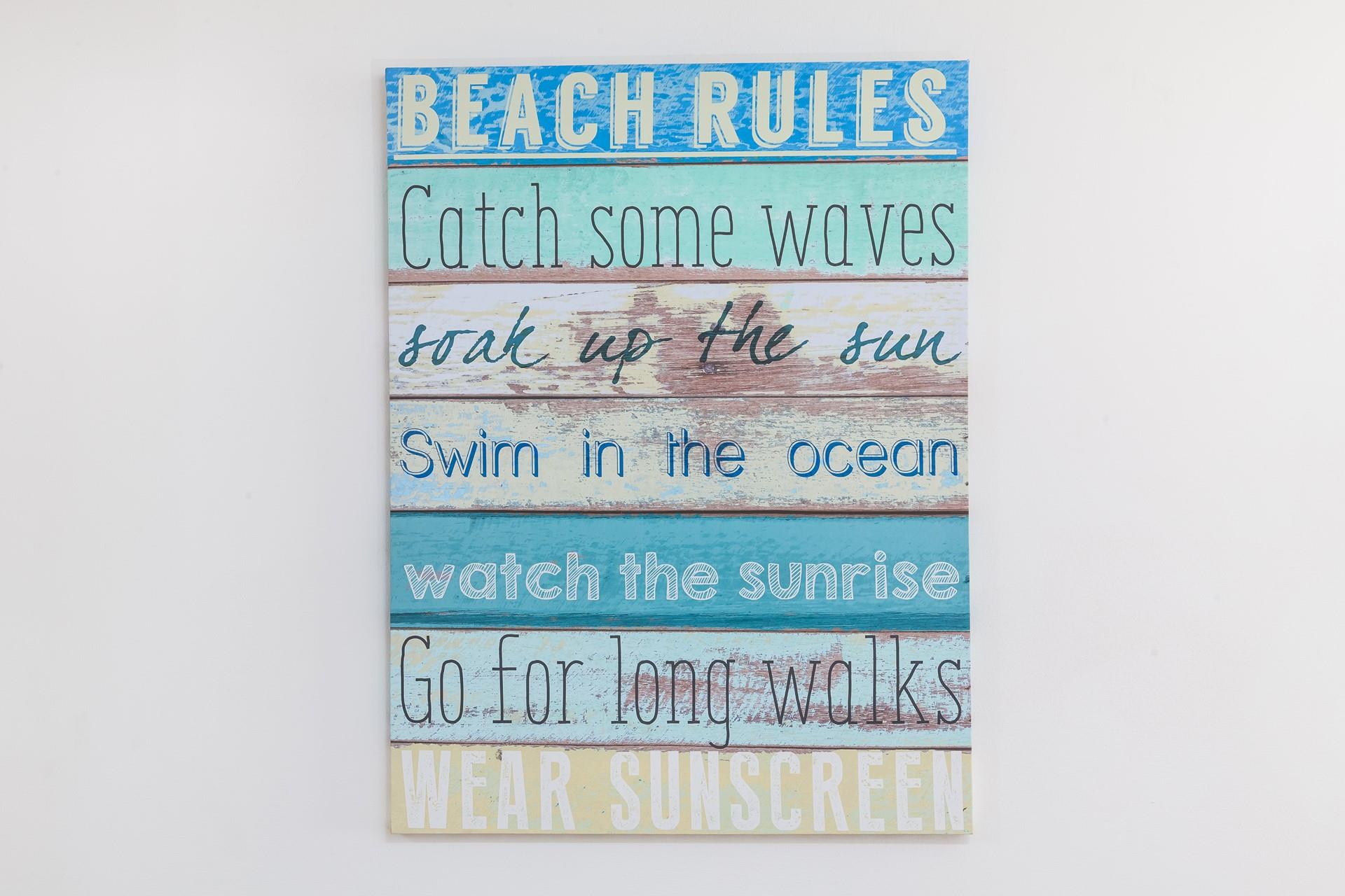 The beach-inspired decor reflects the close proximity to the beach.