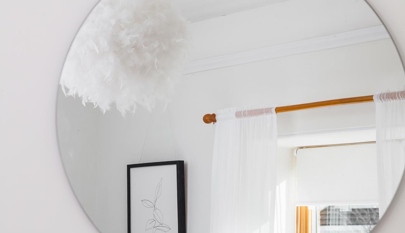 Classic features are beautifully complimented with modern furnishings. 