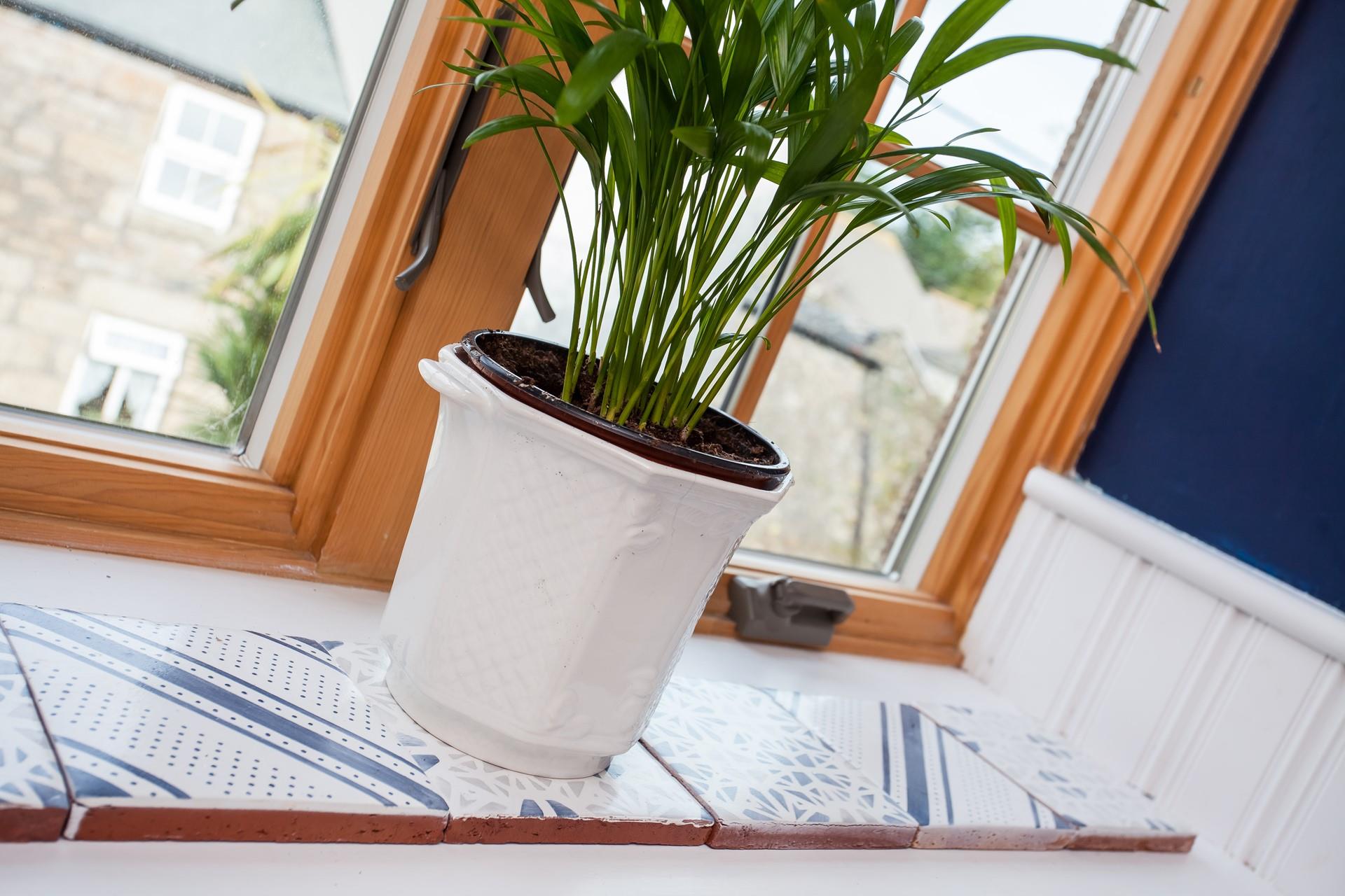 Every detail has been thought about in the beautifully decorated bathroom. 