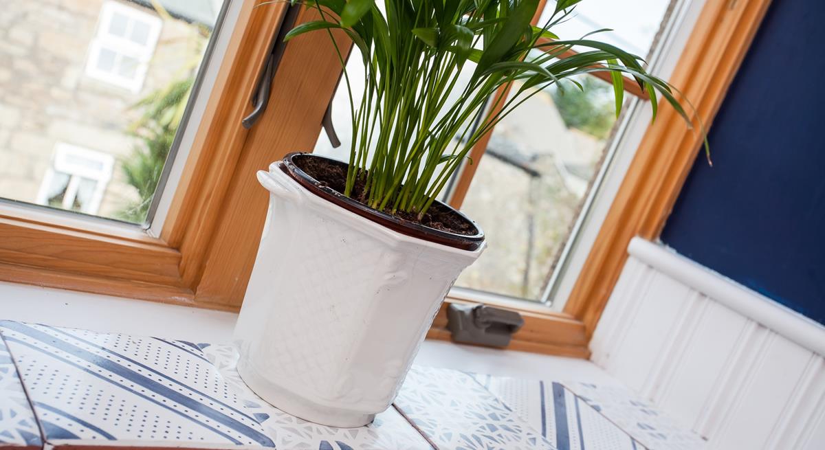 Every detail has been thought about in the beautifully decorated bathroom. 