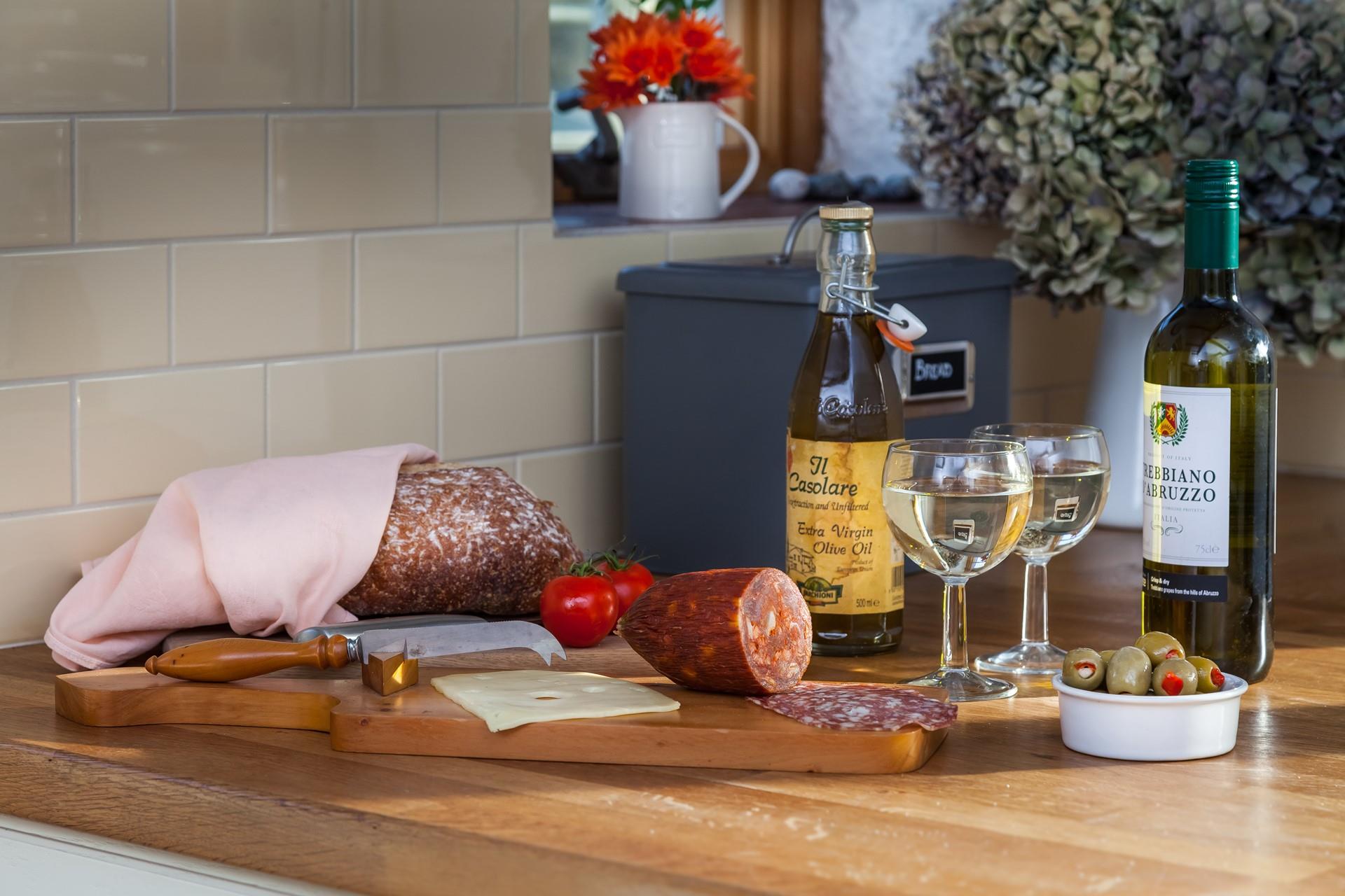 Find local Cornish produce at nearby Farmer's Markets or shops in Penzance and wash down your tasty treats with a glass of wine. 