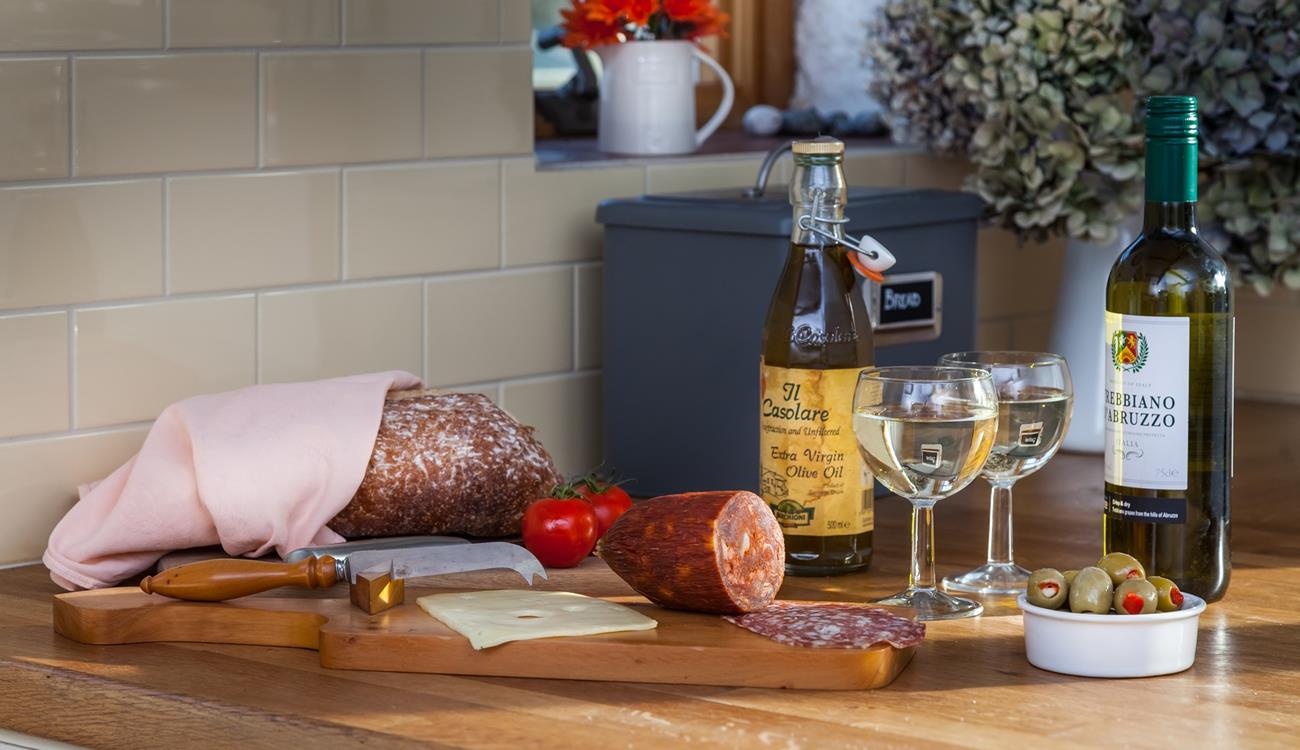 Find local Cornish produce at nearby Farmer's Markets or shops in Penzance and wash down your tasty treats with a glass of wine. 