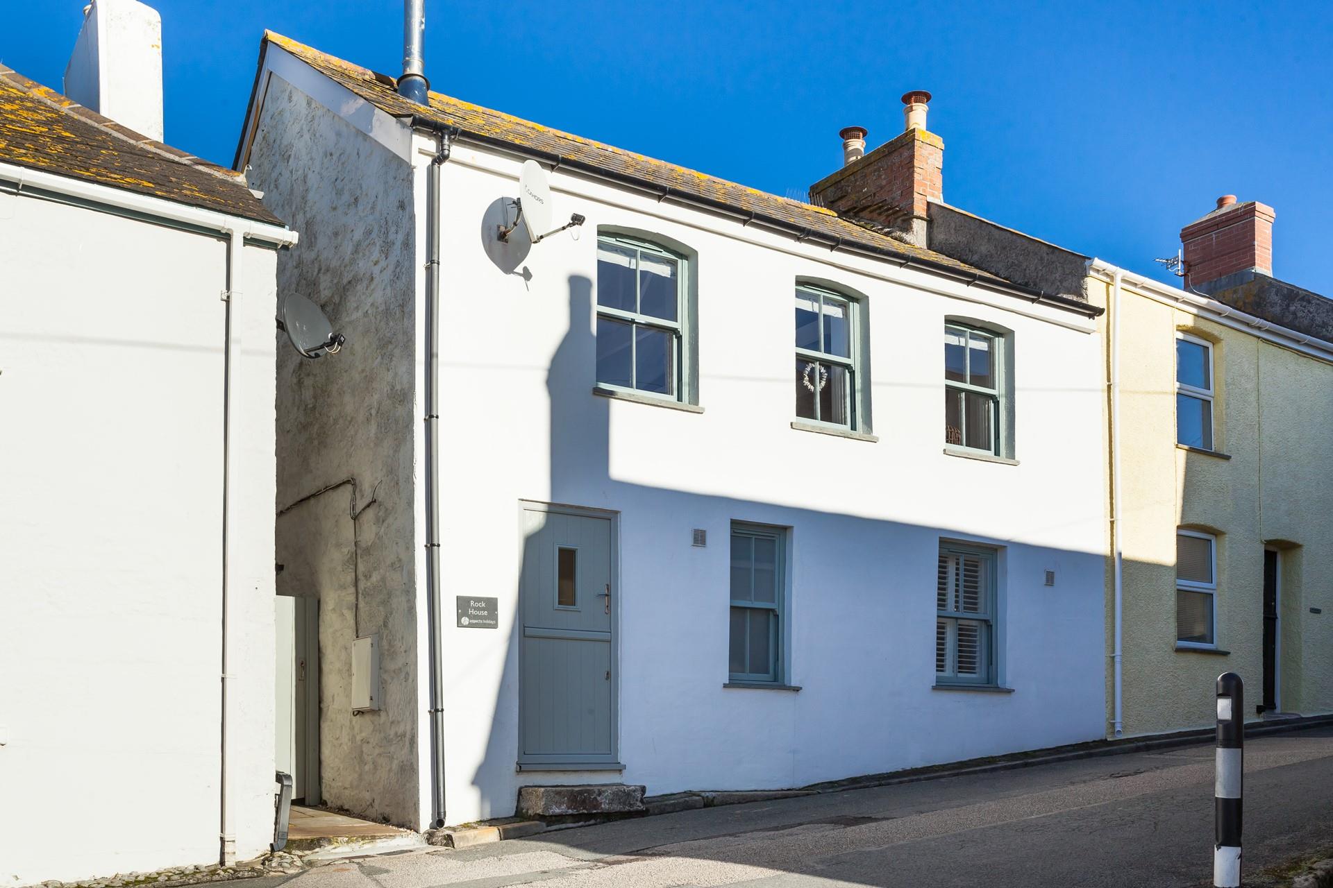 Rock House, Porthleven Aspects Holidays
