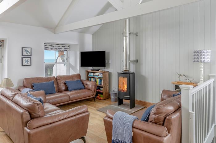 Rock House, Sleeps 8 in Porthleven