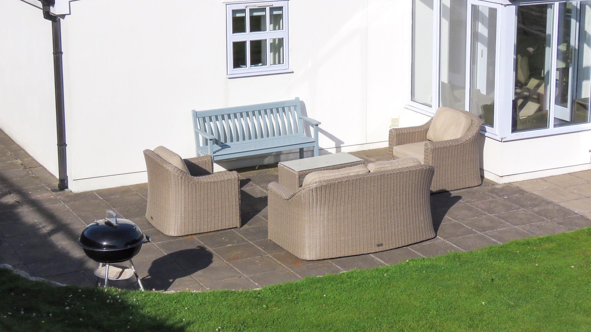 On warm summer evenings enjoy the last of the sun by dining al fresco!