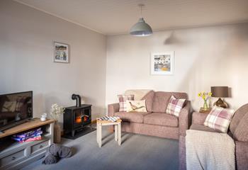 Perfect for the family, the lounge is cosy, comfortable and spacious. 