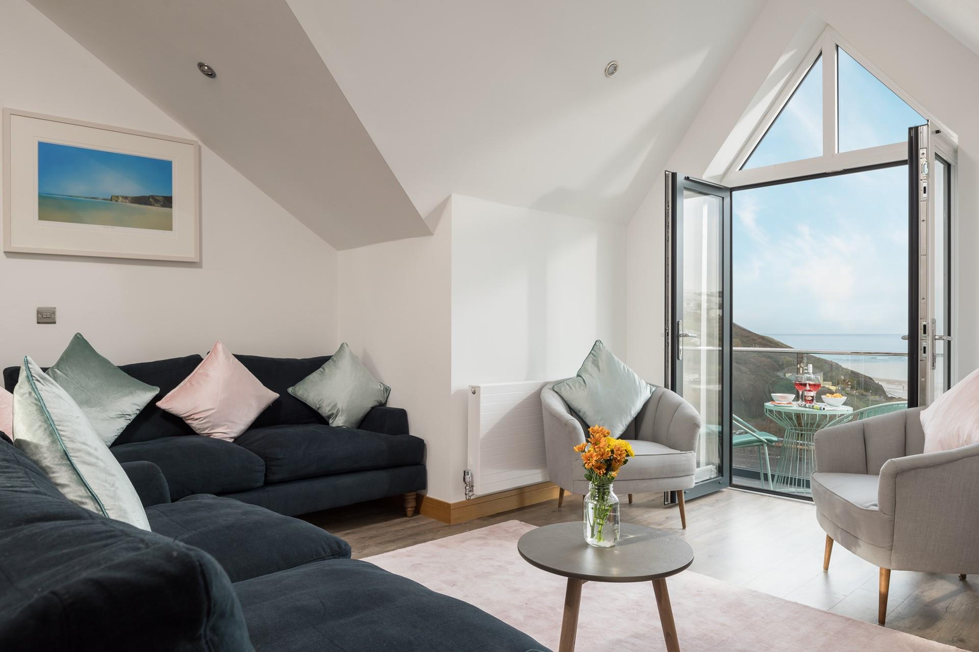 Admire the breathtaking views of Mawgan Porth beach and the Atlantic ocean. 
