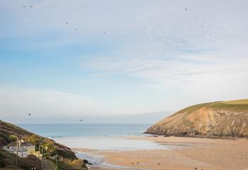 Mawgan Porth is a quiet spot on the north coast which has beautiful scenery and a gorgeous sandy beach. 