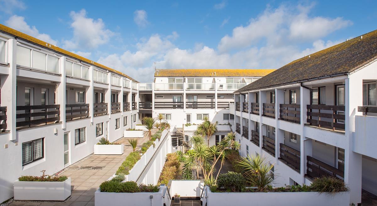 St Nicholas Court is ideally located so guests can explore all St Ives has to offer on foot.