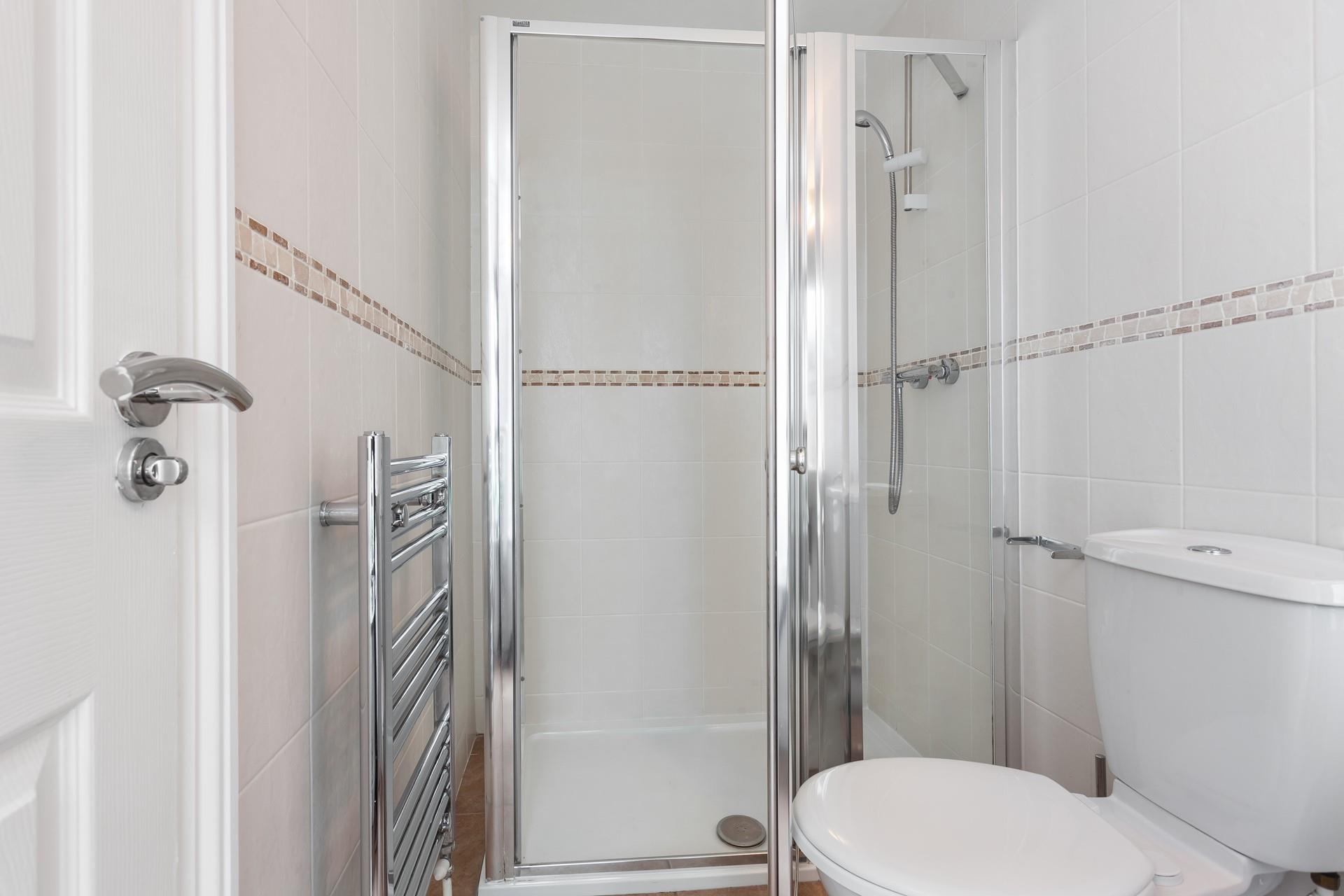 Rinse off the sea salt from your surfing lesson, boat trip or coastal walk in the lovely en suite shower room. 