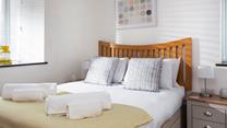 At the end of a long day, sink into the sumptuous double bed for a blissful night's sleep. 