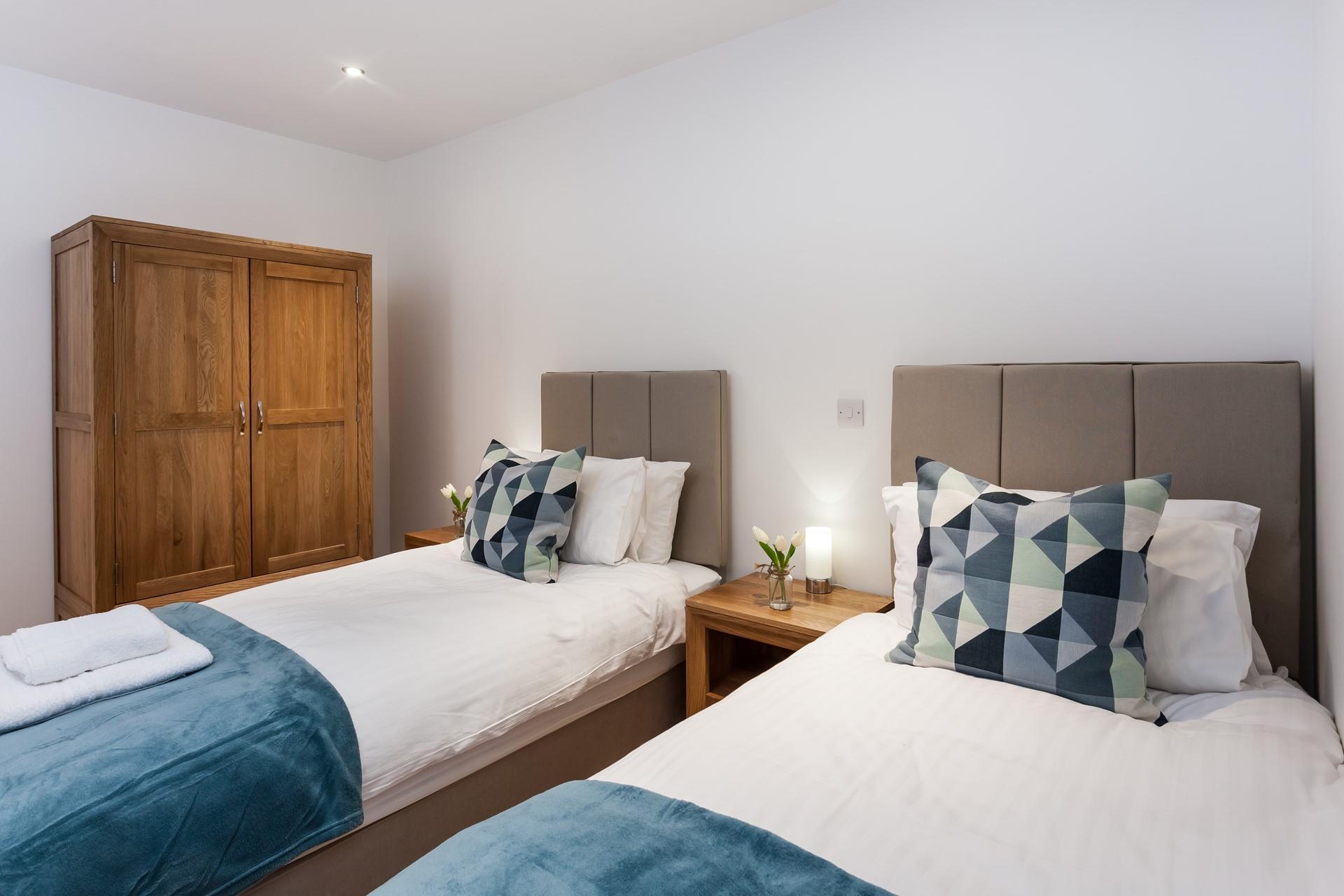 With 5 beaches to choose from, the kids will have hours of fun splashing in the showers.