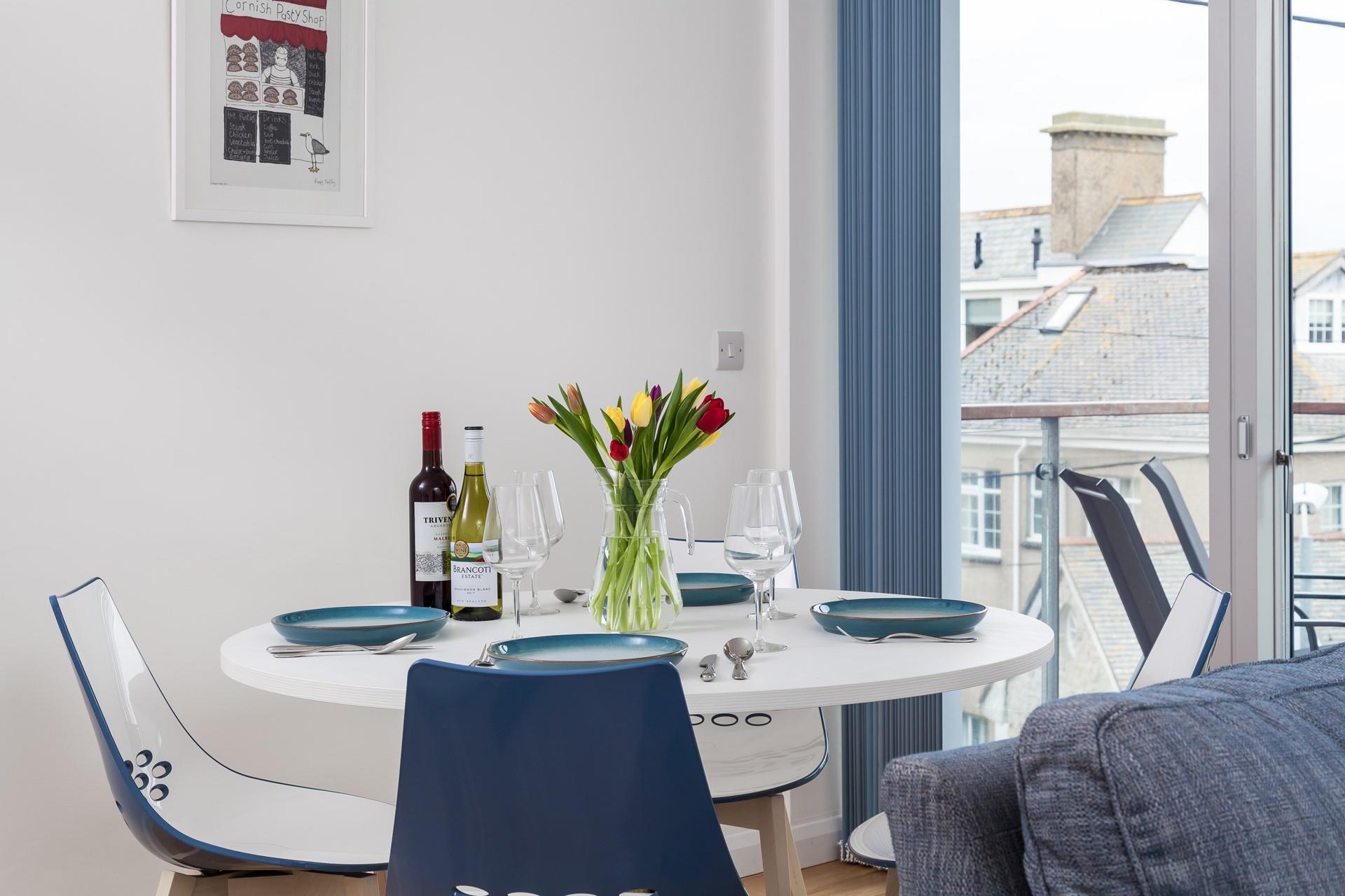 Tuck into your dinner with ingredients bought from local businesses in St Ives.