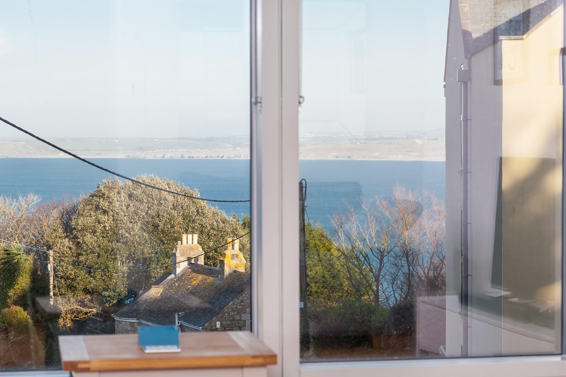 Wander outside to enjoy breakfast al fresco on your patio.