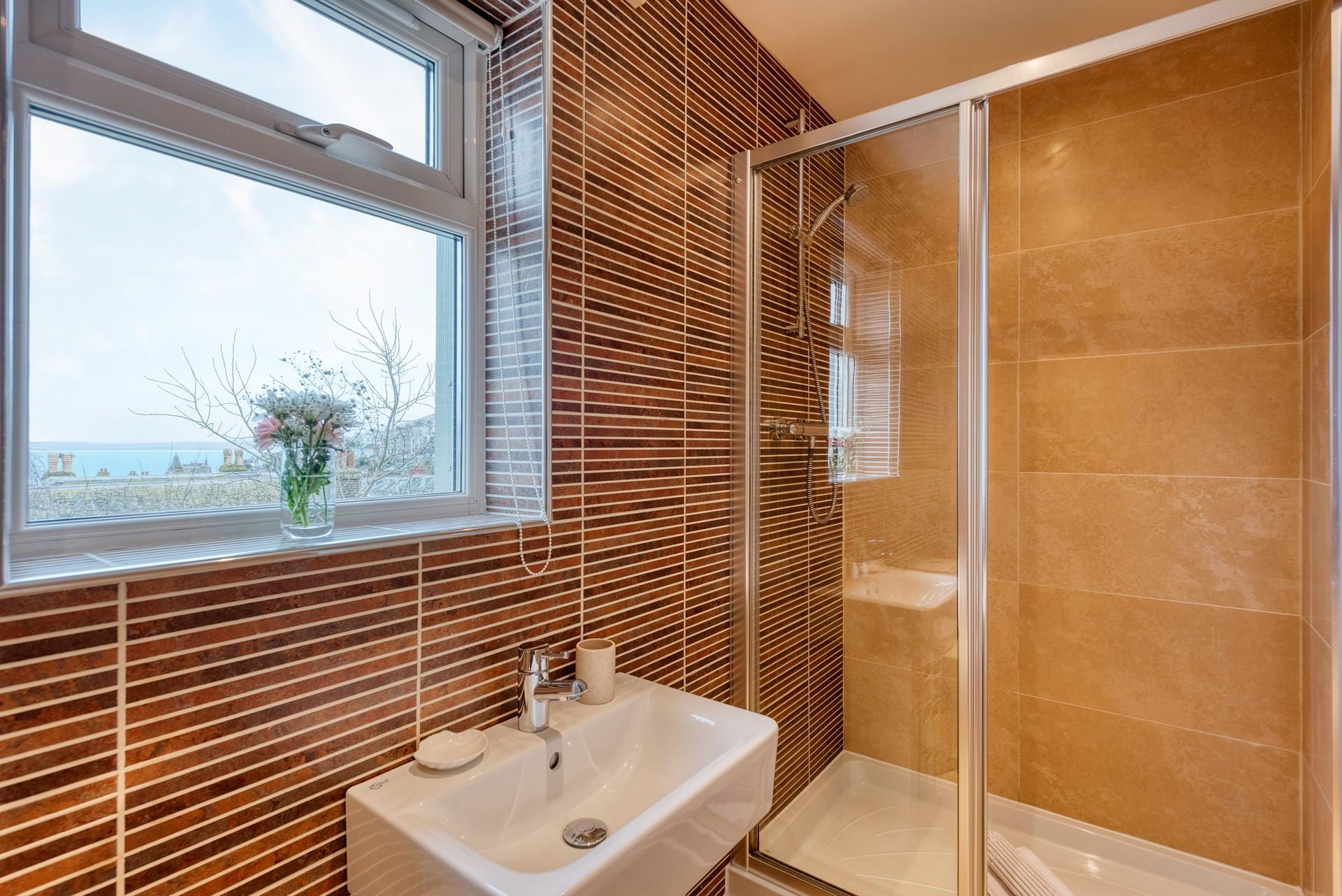 Wash the sand off after a day on the beach and swims in the sea.