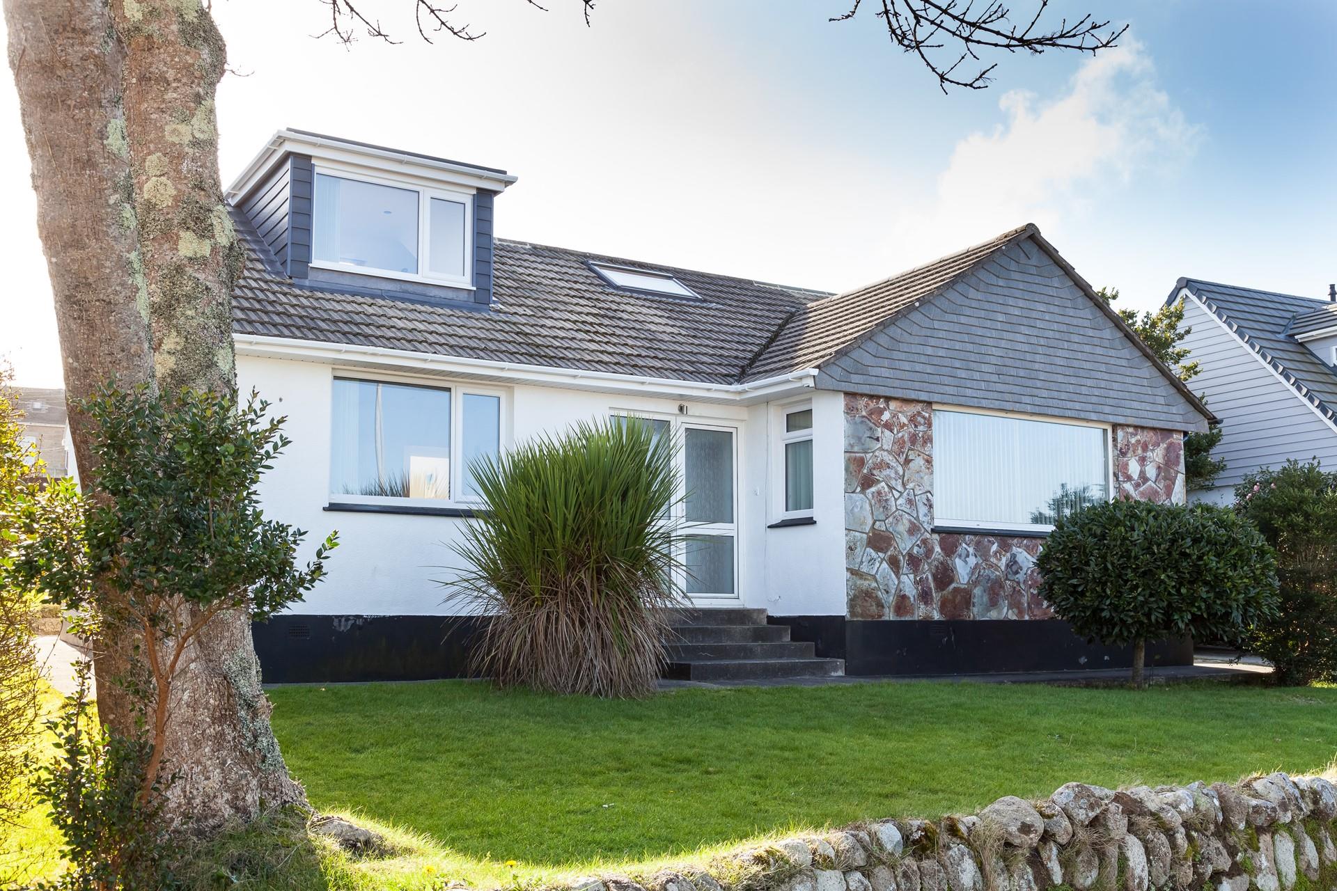 Arrive at Seascape and relax as your holiday begins.