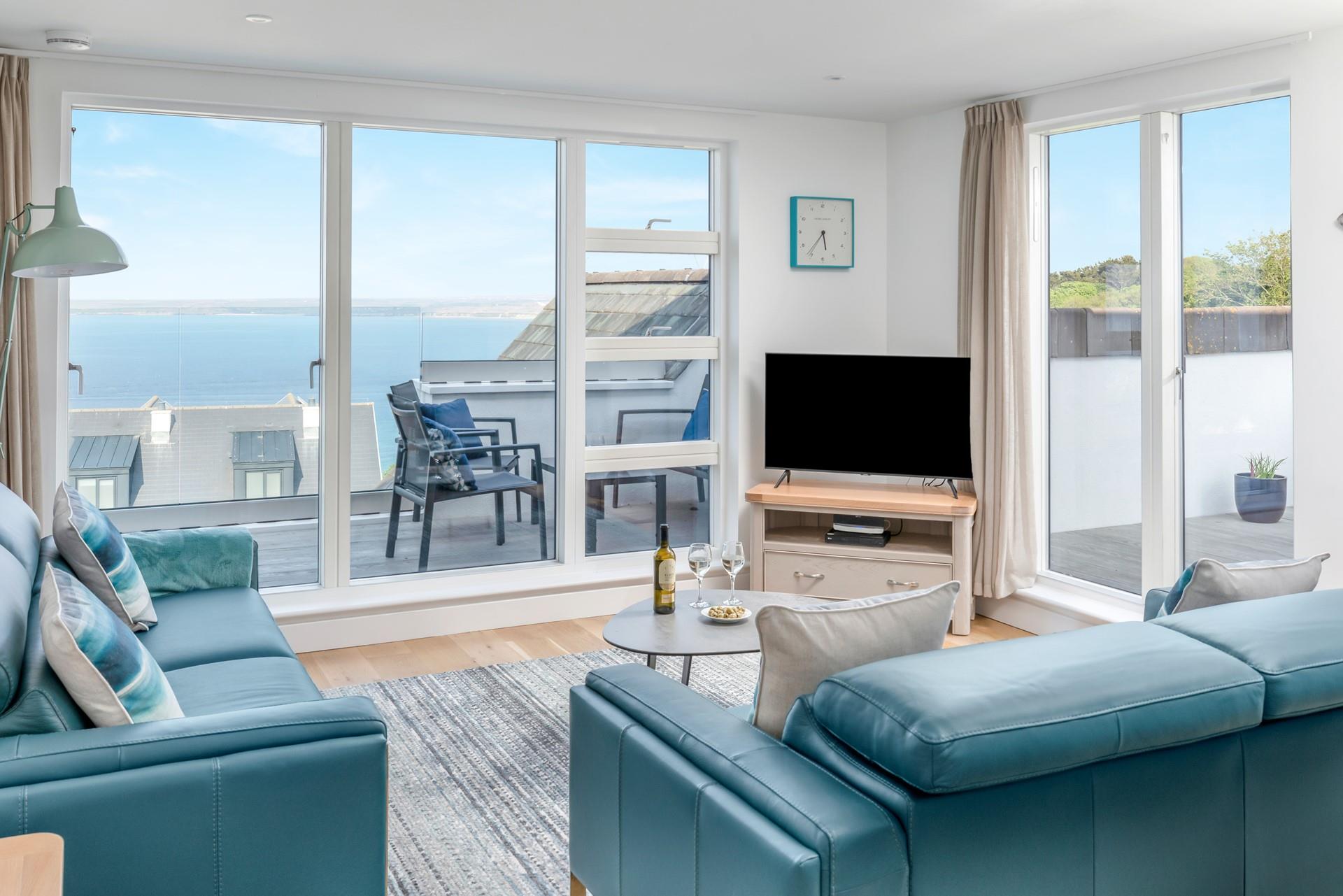 Make the most of open-plan living by the sea.