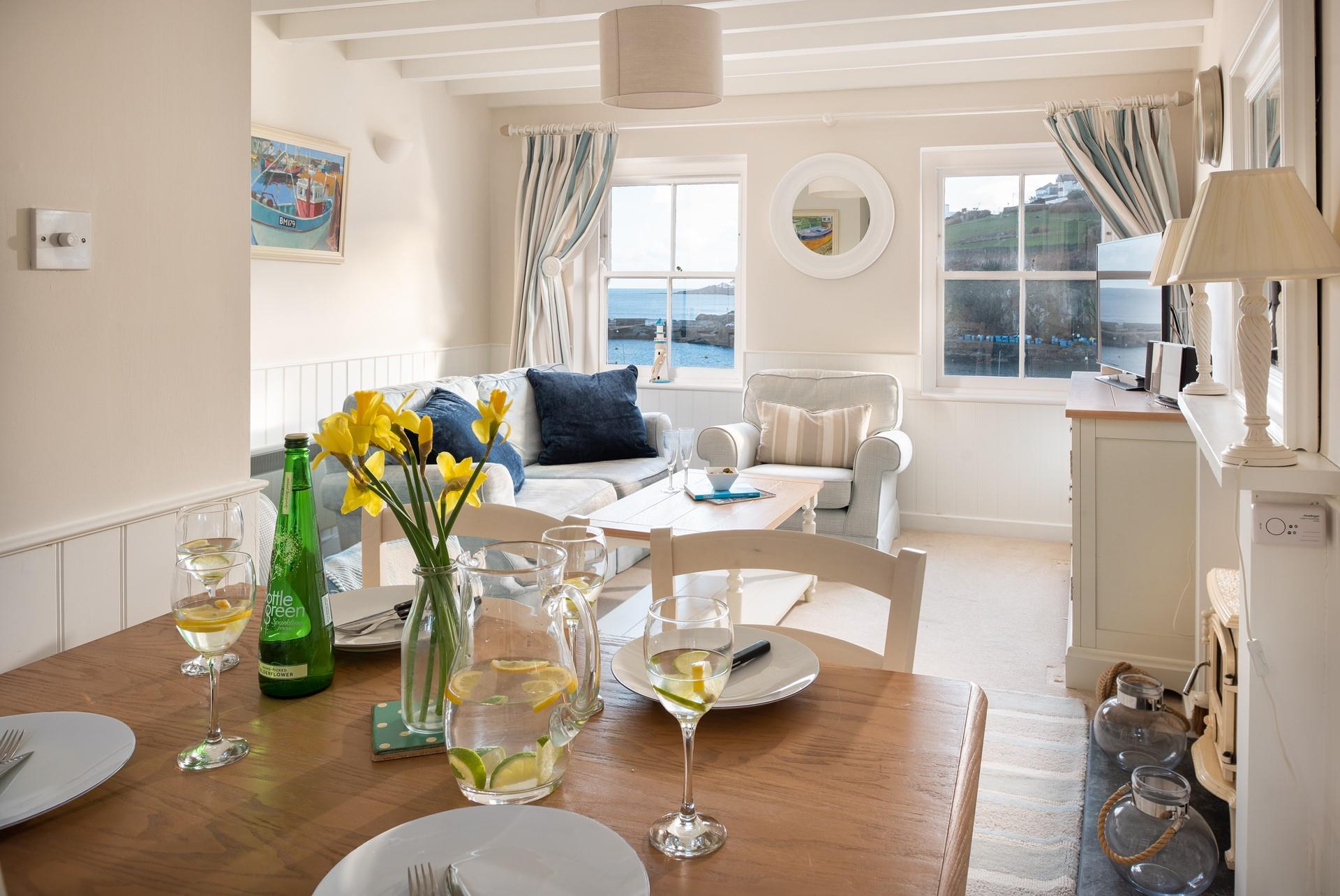 A light and bright living space boasting harbour views. 