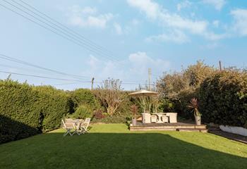 Your furry friends will love the large garden!