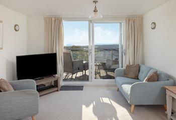 Sip a glass of your favourite bubbles whilst you enjoy the ever-changing sea vista.