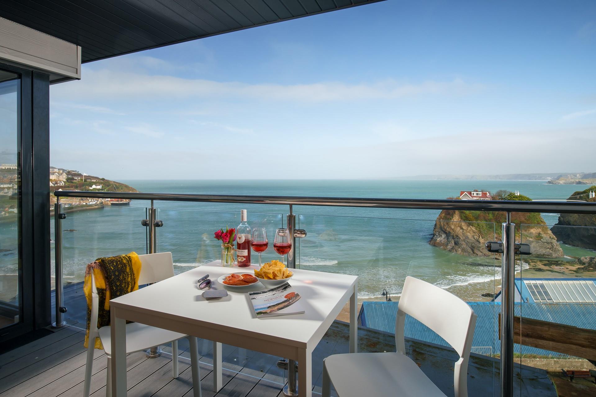 Towan Penthouse, Onshore Apartments, Newquay Aspects Holidays