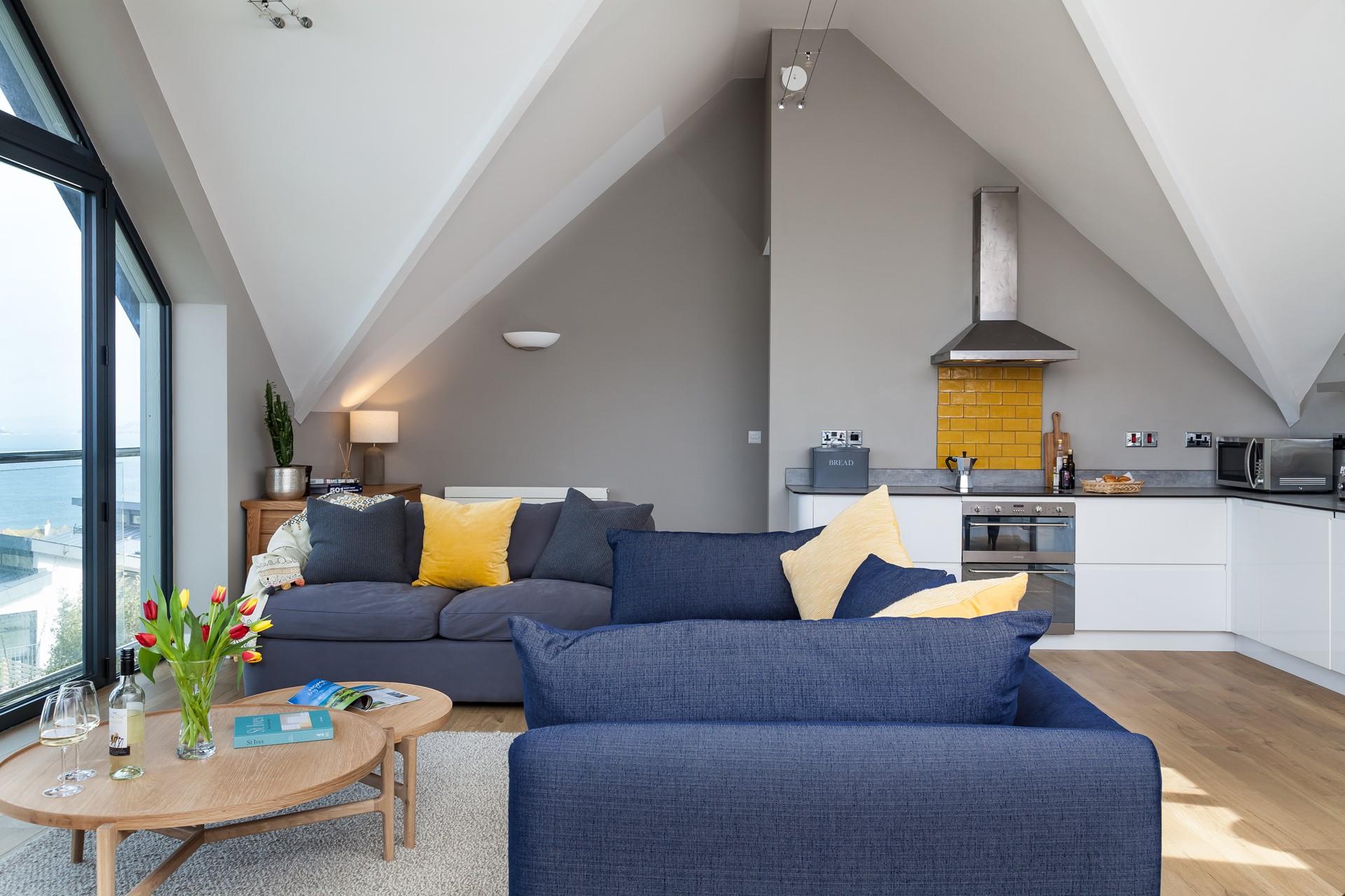 The open plan aspect and large windows fill the room with plenty of light, at any time of year. 