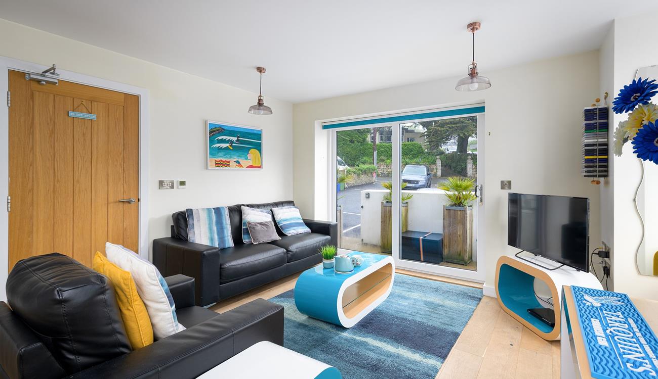 Slide open the patio doors and let the warm morning breeze in while you sip a coffee.