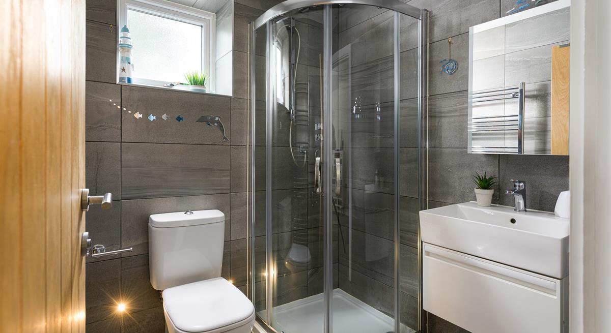 Wash off sandy toes in the shower after a day on Porthminster beach.