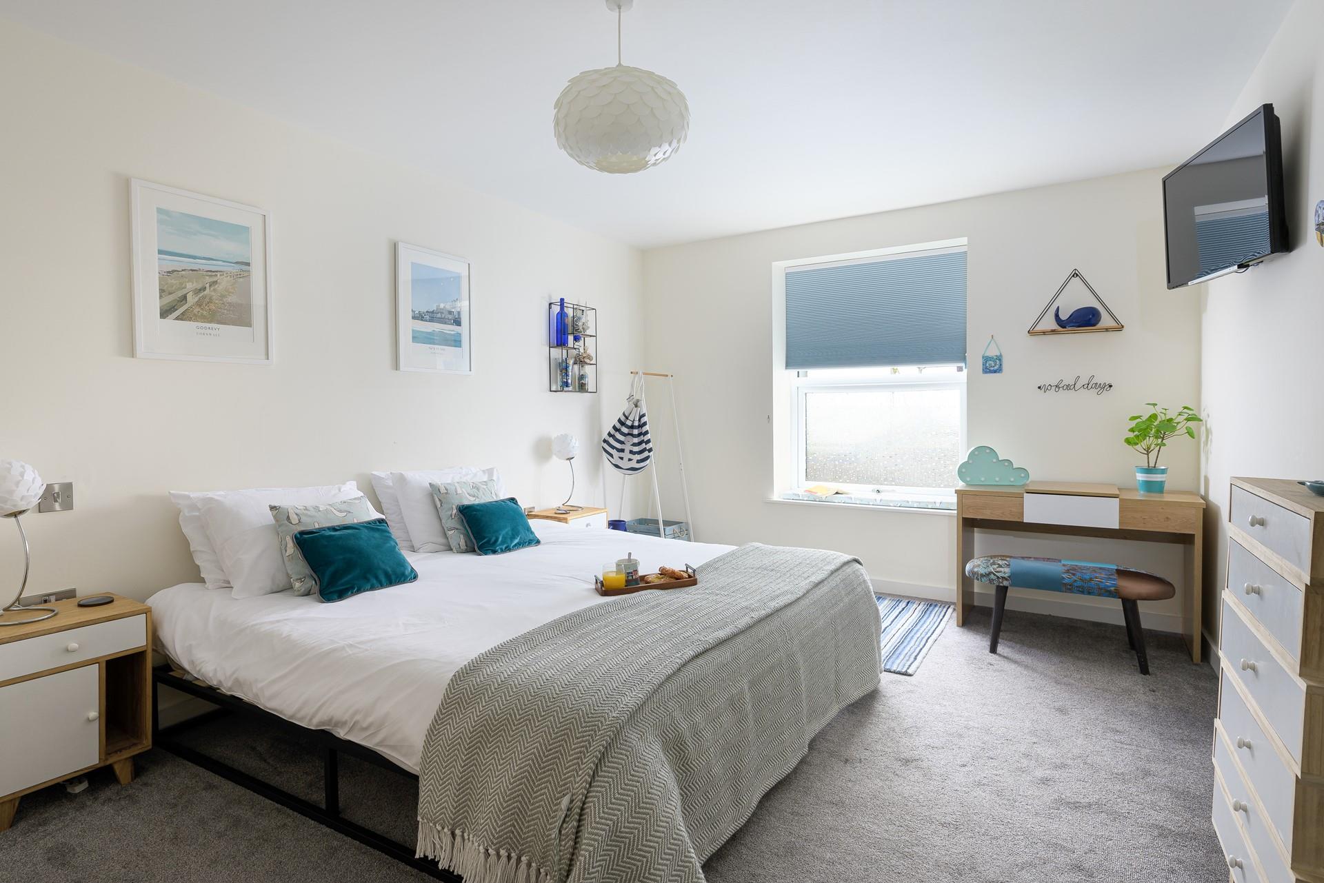 Bedroom 2 has zip and link beds, which can be made up as super king or as twin beds.