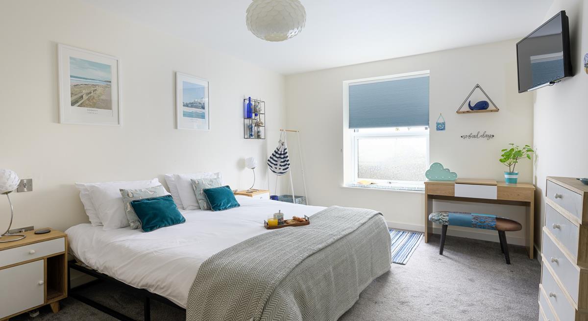 Bedroom 2 has zip and link beds, which can be made up as super king or as twin beds.