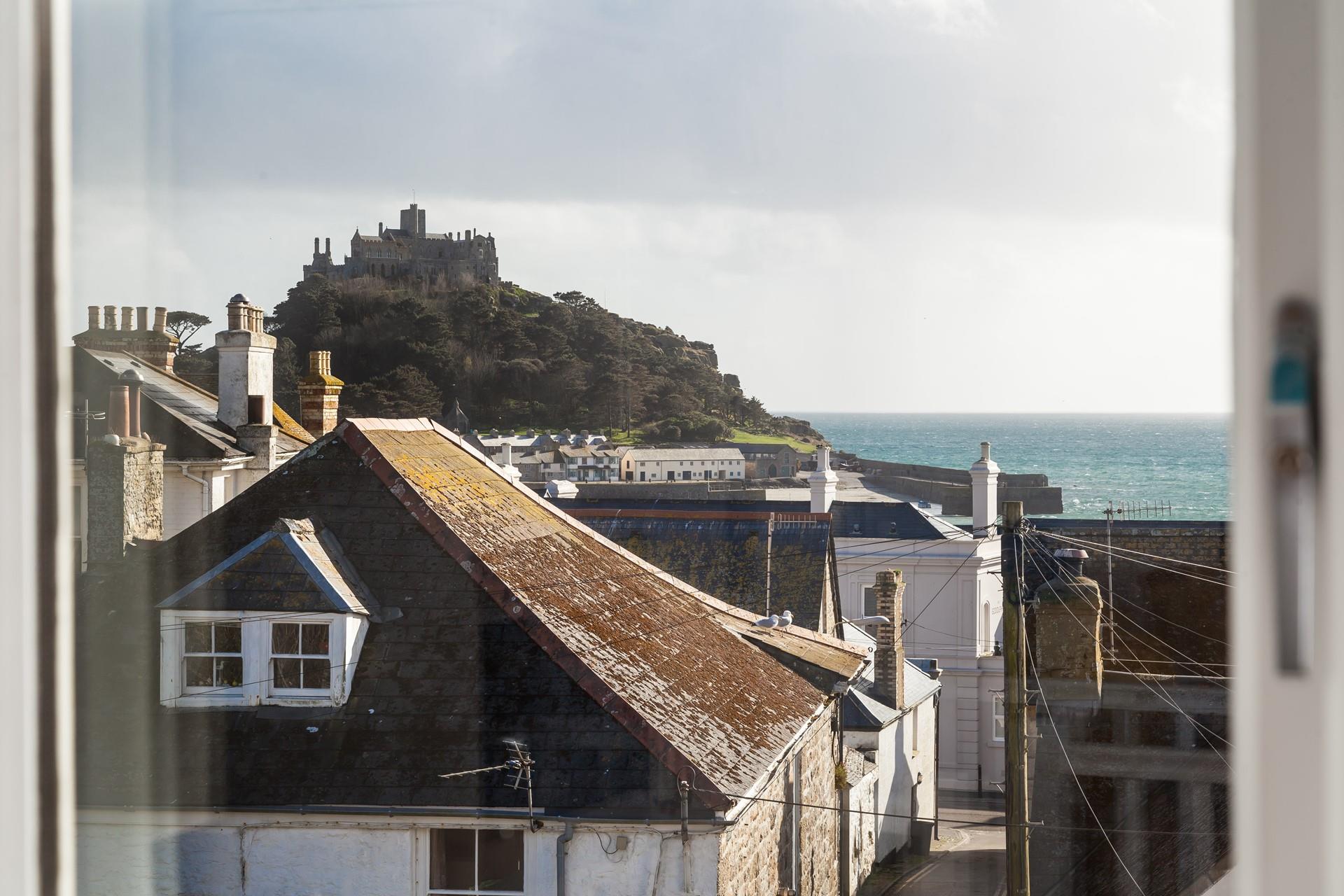 You don't have to leave your furry friend behind, pets are welcome at The Linen Loft.