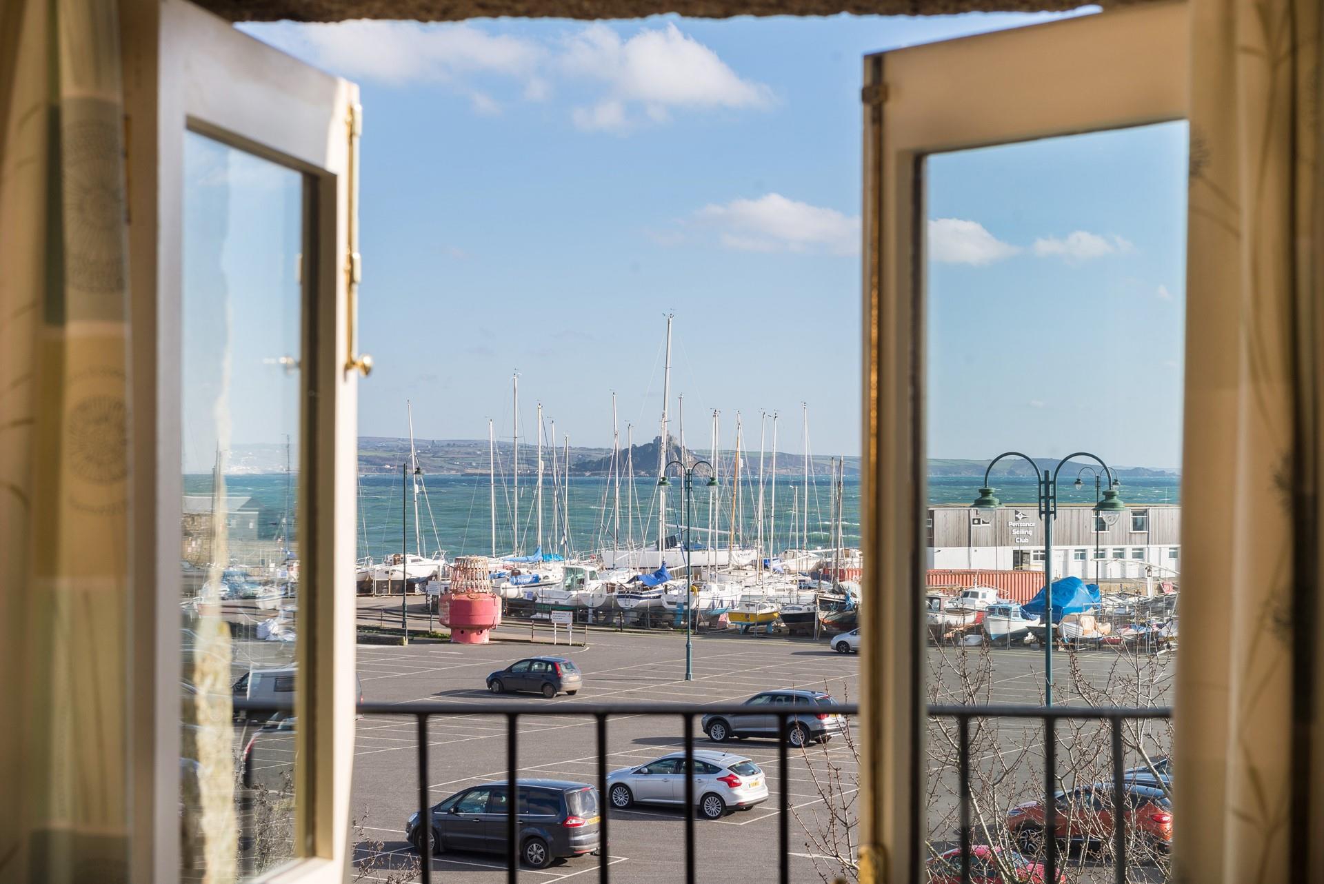 The Crows Nest Penzance Aspects Holidays